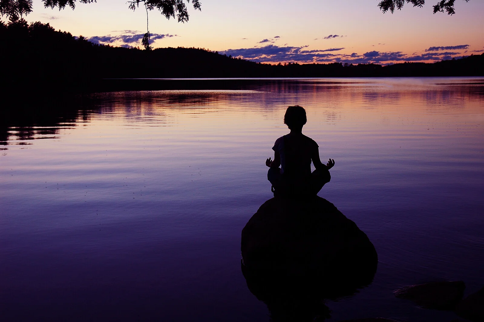 relajacion-meditacion-soledad-naturaleza